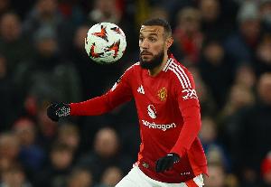 开云中国-马兹拉维：英超没有冬歇很难熬，让我踢得最艰难的对手是三笘薫